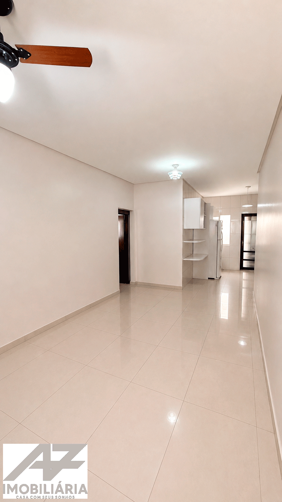 APARTAMENTO COM EXCELENTE LOCALIZAÇÃO NO BAIRRO SÃO JOSÉ